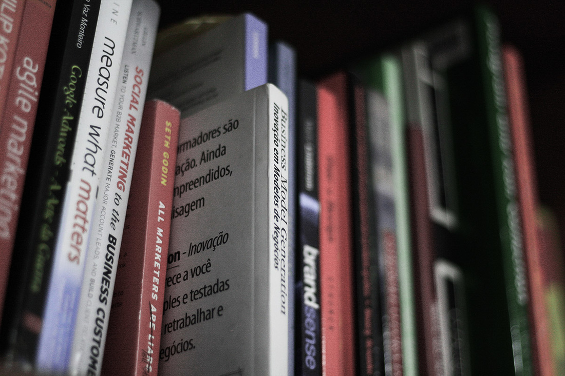 4 livros que provavelmente você não conhece, mas são indispensáveis para quem atua em Marketing B2B